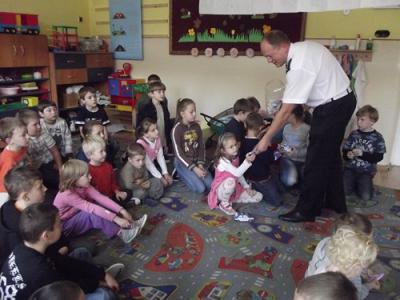 Spotkanie z policjantem 10.JPG