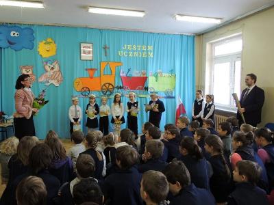 Slubowanie SP kl I 14.JPG