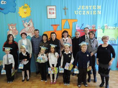 Slubowanie SP kl I 19.JPG