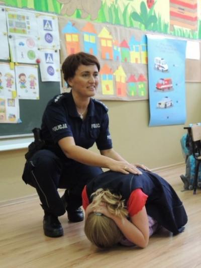 Spotkanie z policjantem 9a.JPG