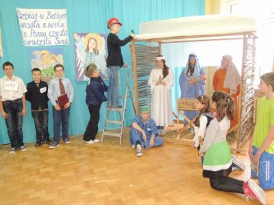 Jasełka SP XII 2014_09 (Kopiowanie).JPG