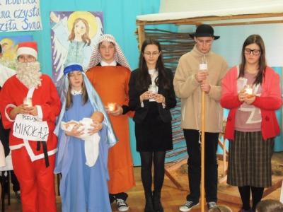 Jasełka gim 2015_21 (Kopiowanie).JPG