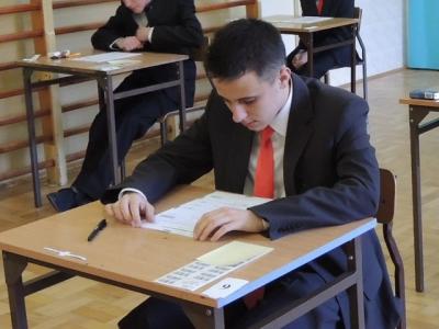 Egzamin gimnazjalny 2015_07 (Kopiowanie).JPG