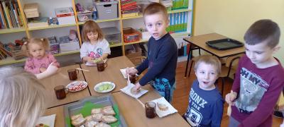 Kanapki wiosenne_04.jpg